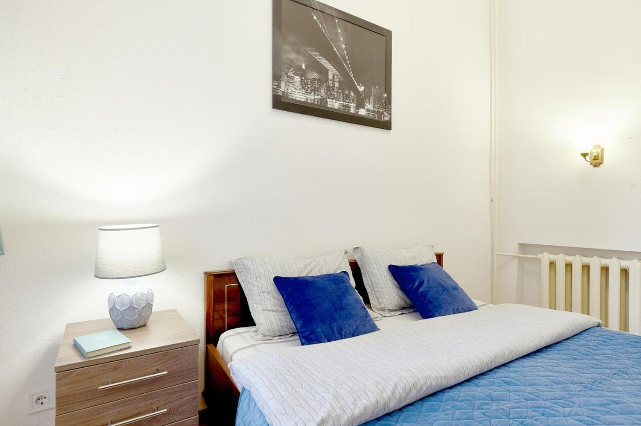S12-58 Modern Aparthotel With Two 2Bedrooms In Central Kiev - Bessarabska Squere - Gulliver Mall - Olympic Stadium - Palace Of Sports - Saksahanskoho St, 12Б Luaran gambar