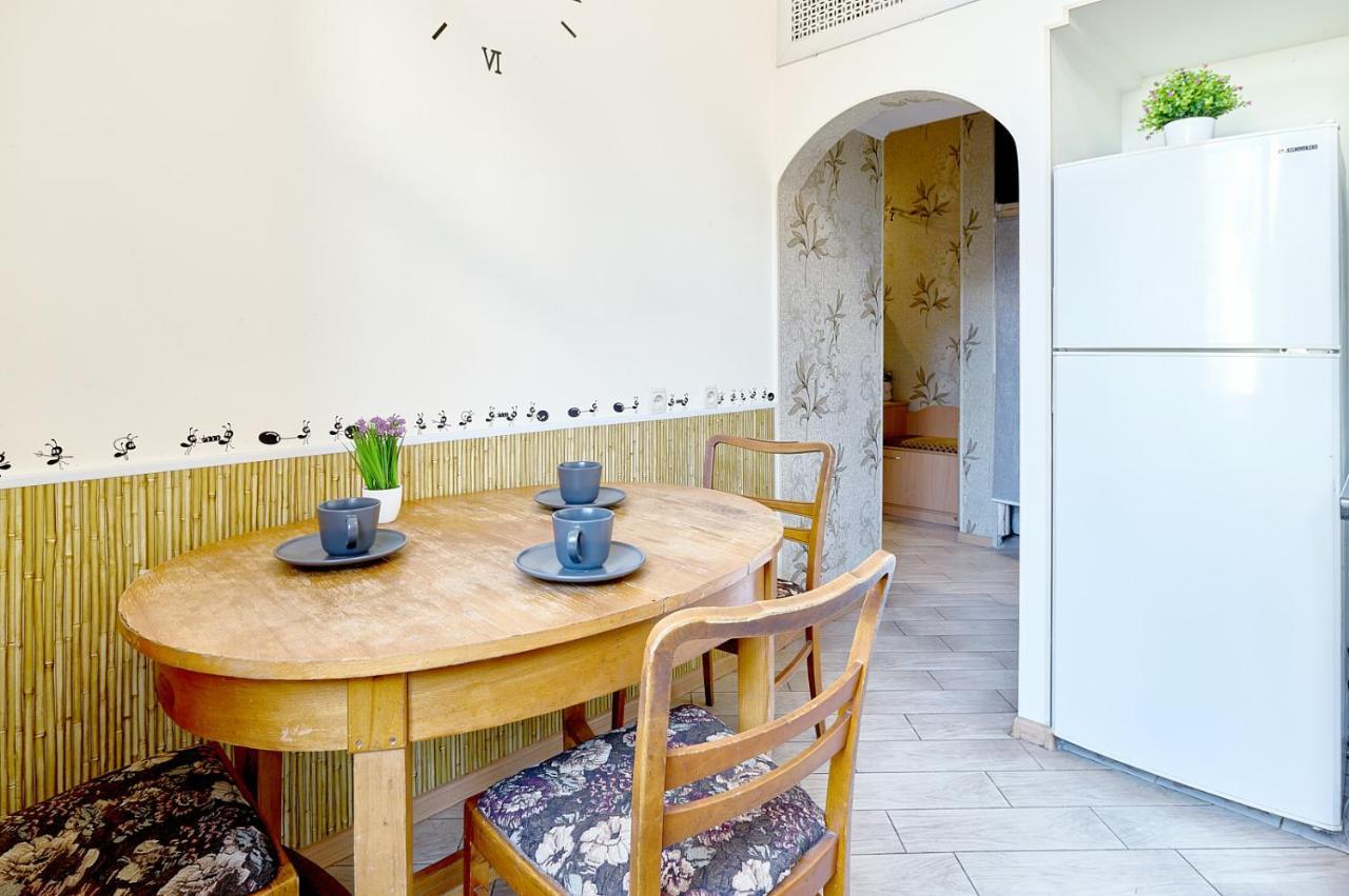 S12-58 Modern Aparthotel With Two 2Bedrooms In Central Kiev - Bessarabska Squere - Gulliver Mall - Olympic Stadium - Palace Of Sports - Saksahanskoho St, 12Б Luaran gambar