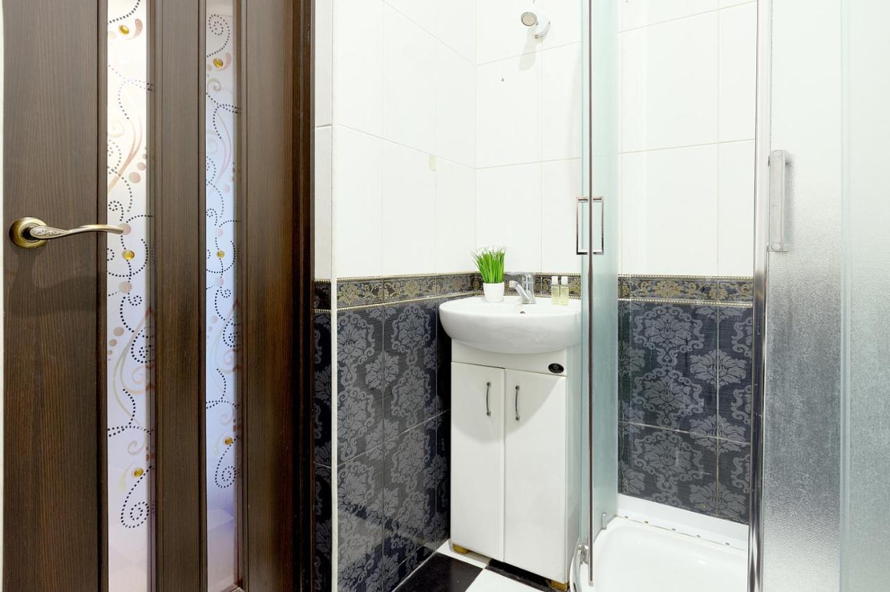 S12-58 Modern Aparthotel With Two 2Bedrooms In Central Kiev - Bessarabska Squere - Gulliver Mall - Olympic Stadium - Palace Of Sports - Saksahanskoho St, 12Б Luaran gambar